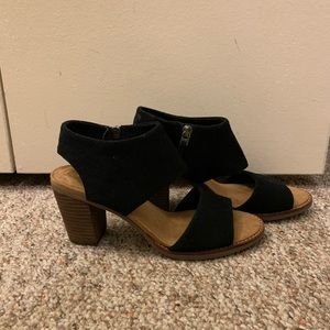 TOMS black heels